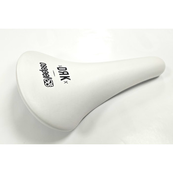 Cs nyereg puhos velo fehér drk/csepel logo vl-1356